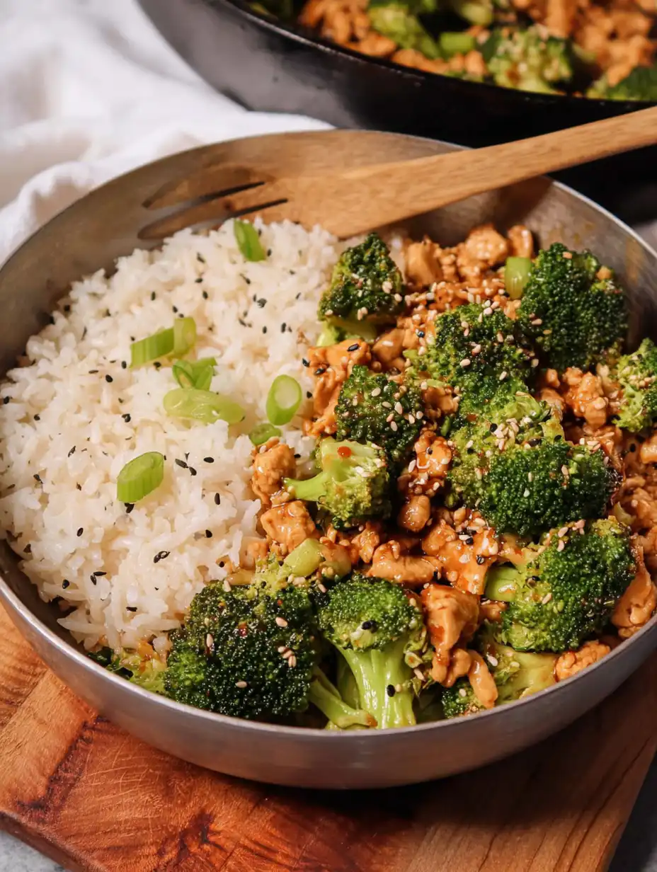 Honey Sriracha Ground Chicken and Broccoli